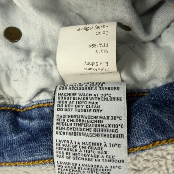 R13 Women's Size 24x28 Alison Skinny Light Blue Wash Zipper Fly Low Rise Denim - Picture 14 of 14